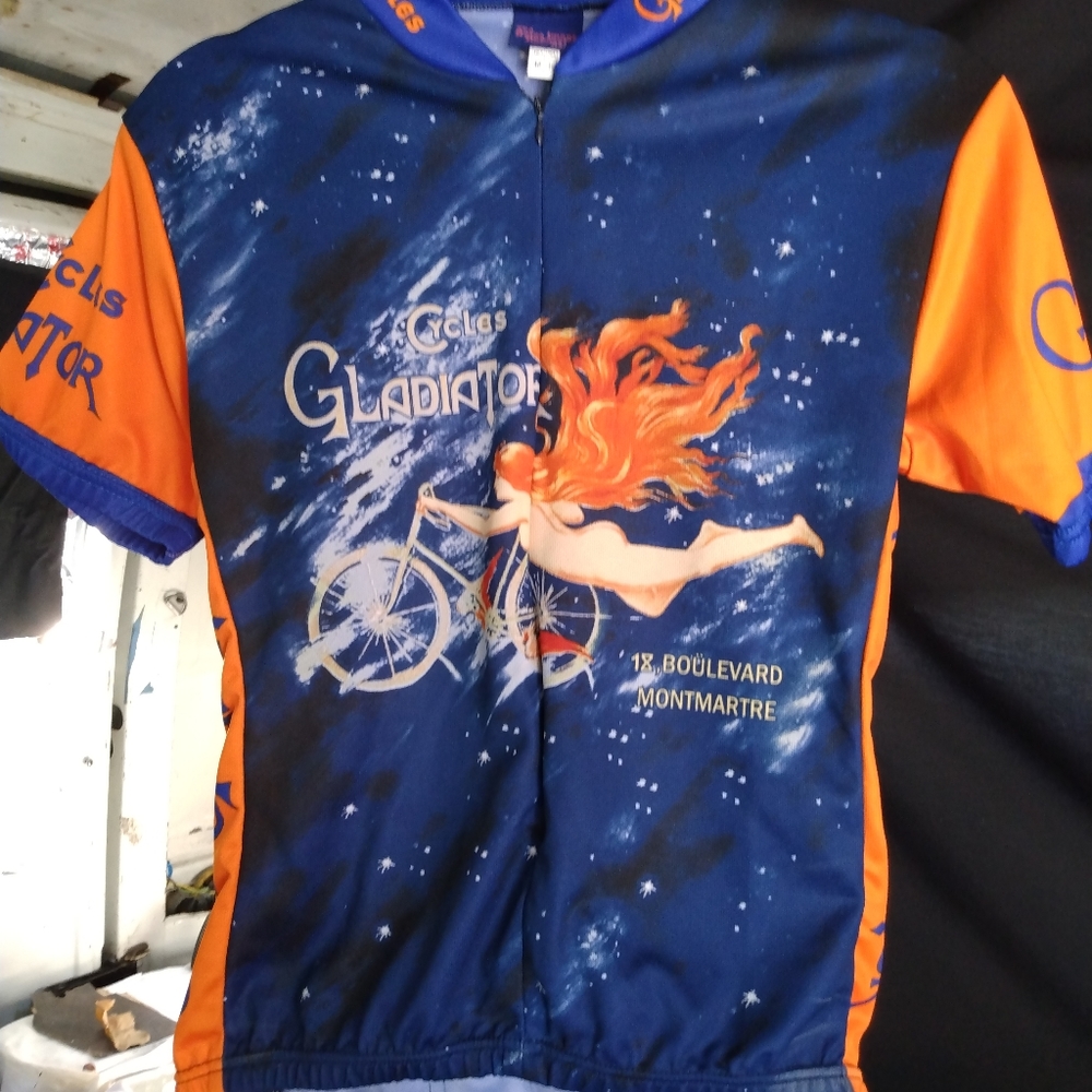 Women's bicycle gear